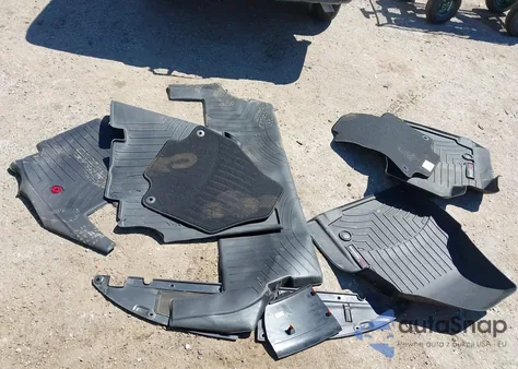 2020 Chrysler Pacifica Touring L Plus из США, поврежденный, VIN 2C4RC1EG6LR113360